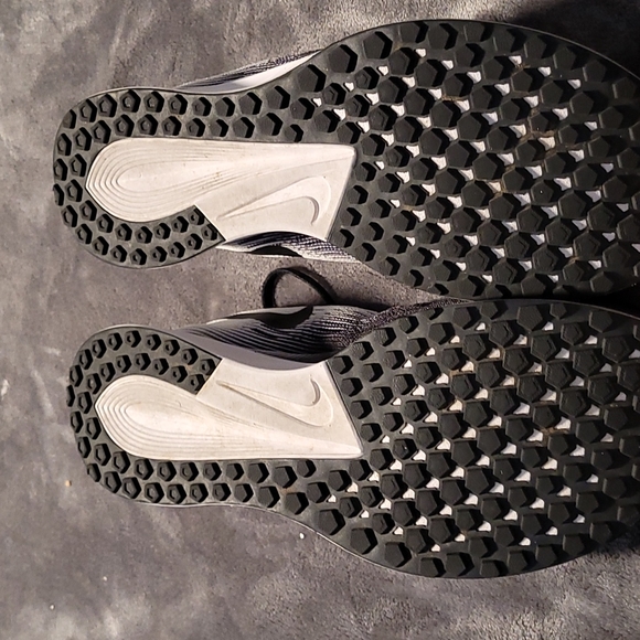 Ladies Nike Zoom - Picture 4 of 4